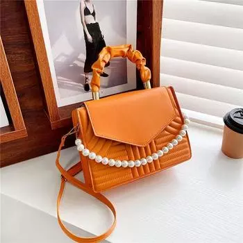 Summer new simple small square bag 2024 new retro personalized pearl handbag candy shoulder messenger women s bag красный