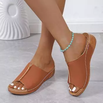 Summer new slope heel slippers foreign trade large size solid color cool slippers women s spot fish mouth open toe beach cool slippers 36 коричневый