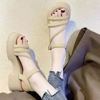 Summer new thick-soled European and American open-toed one-button women s shoes Korean version broadband outdoor sandals beach mother drag sandals 35 белый