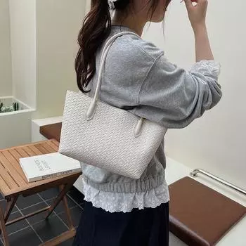 Summer new tote bag women s large-capacity commuter bag casual shoulder woven bag underarm bag