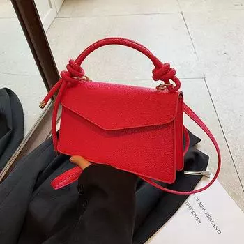 Summer personality beautiful fashion shoulder armpit bag popular bag women 2024 new trendy commuter messenger small square bag чёрный