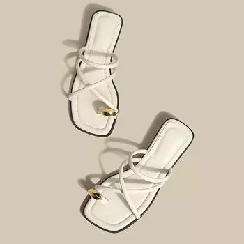 Summer Sexy Flip-Flop Women s Slippers New Fashion Fashion Clip Toe Flat Flip-Flops Outdoor Slippers Flat Casual Beach Sandalies 35