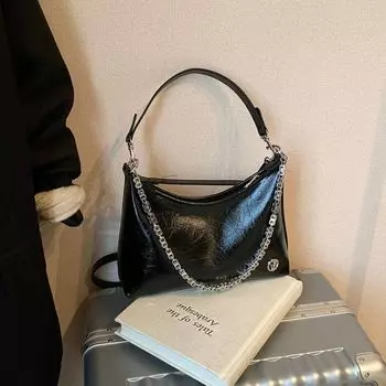 Summer Silver Tote Bag Women Large Capacity 2025 New High-Grade Light Luxury Small Super Popular Commuter Messenger Bag Black