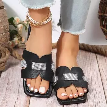 Summer slippers women s flat bottom 2024 summer new rhinestone outer wear one-word drag women s shoes Korean version soft-soled cool slippers 36 белый