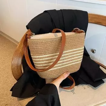 Summer Summer Premium Messenger Bag Beach Vacation Woven Bag Women s 2025 New Casual Straw Bucket Bag