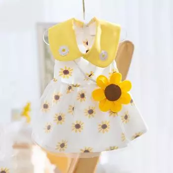 Summer thin sunflower three-dimensional satchel skirt cat teddy bear small and medium dog spring and summer pet dog clothes L (recommended weight 8-5.5 kg)