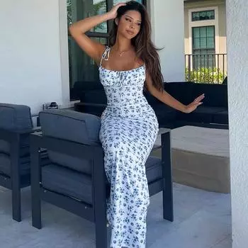 Летнее женское модное сексуальное платье с запахом на груди и бретельками через шею с цветочным принтом S синий