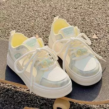 Summer women s shoes little white shoes women s 2025 new breathable mesh shoes versatile niche bread shoes platform sports board shoes 35