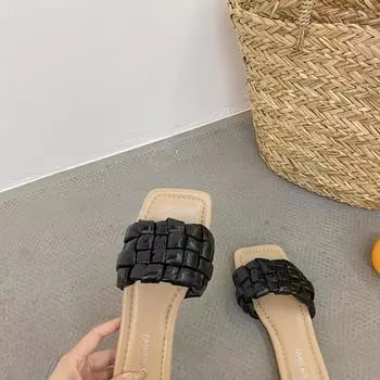 Летние женские тапочки. Популярные женские плетеные тапочки. Туфли на плоской подошве. Летние пляжные сандалии без шнуровки. Женские плетеные сандалии на плоской подошве. Одна линия с открытым носком. 35