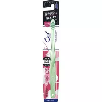 Sunstar Зубная щетка Aura Two Me Stain Clear «Обычные отбеливающие зубные щетки» Применение] Нанесите необходимое количество зубной пасты на кончики щетинок.