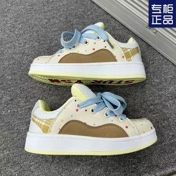 Super fire niche canvas design versatile casual board shoes 2025 foreign style spring new platform bread skateboard shoes women 35