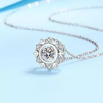 Super Flash Lab Diamond D Цвет Муассанит S925 Серебряное ожерелье со снежинкой Роскошное модное женское ожерелье на ключицу Ювелирное изделие в подарок 45cm 0.5CT
