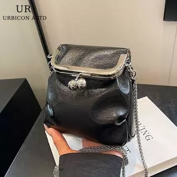 Super Popular Mini Silver Bag Women 2025 New Summer Light Luxury Niche Exquisite Small Bag Advanced Texture Messenger Bag Black [not put the phone]]