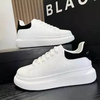 Супер-пожарные маленькие белые туфли на толстой подошве для женщин 2024 года, новые популярные туфли для увеличения роста, универсальные с юбками, спортивная и повседневная обувь, белые туфли для доски 35 белый