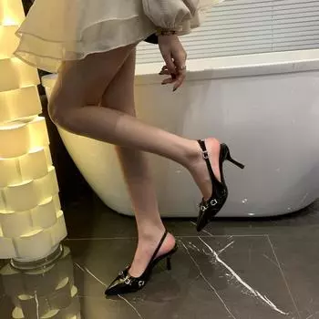 Супермодель с теми же новыми черными туфлями на высоком каблуке 2025 года, дизайнерским чувством, нишевым темпераментом, металлическими сандалиями с пряжкой и ремешком-сумкой 35 чёрный