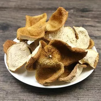 Сушеная цедра мандарина 2017 года XinHui Chen Pi Приправа Китай 9-летние деревья Сухая апельсиновая цедра 50г