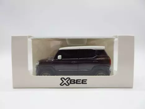 SUZUKI New Crosbee XBEE Специальный заказ дилера Не для продажи Автомобиль с инерционным двигателем Мини-автомобиль Классический коричневый металлик x белый