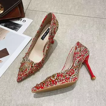 Свадебная обувь Свадебная обувь подружки невесты Женские новые туфли с мелким горлышком Женские туфли на высоком каблуке со стразами Женские туфли на шпильке Заклепки Net Red 16 34
