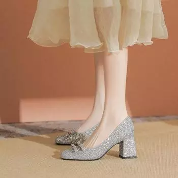 Свадебные туфли новые квадратные головки толстый каблук блестки высокие каблуки не надоели невесты свадебное платье Xiuhe два носить 35 серебряный