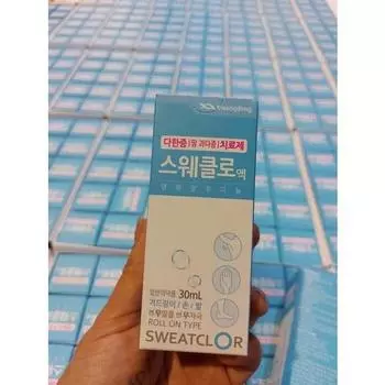 SWEATCLOR Рулонный антиперспирант - Удаляет пот и устраняет запах., 1 шт., 30 мл.