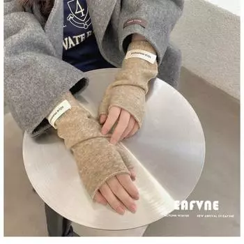 Sweet Cool Letter South Korea Niche Style Wool Women s Half Finger Gloves G-wool half finger oat One size