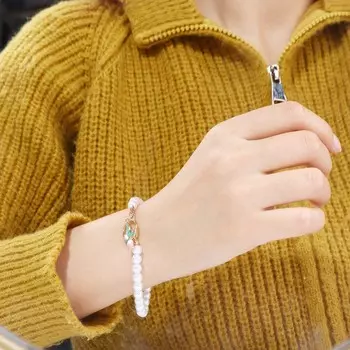 Sweet Temperament OT Buckle Hand Jewerly Pearl Korean Bangles Women Flower Bracelets Wristbands розовый