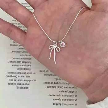 Sweet Zircon Love Bow Pendant Necklace Female Niche Personality Simple Versatile Temperament Neck Chain Collarbone Chain