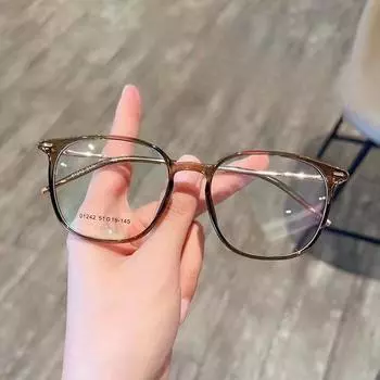 Сверхлегкая красная книжка с холодным загаром TR90 Простая оправа для очков Овальная оправа для очков может быть оснащена антисиней подсветкой.