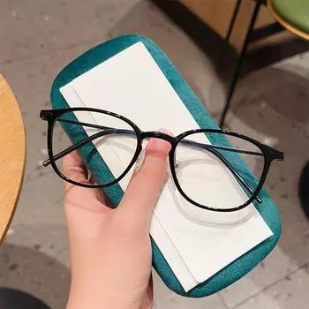 Сверхлегкая титановая многоугольная оправа для очков в стиле ретро TR90 Online Celebrity может быть оснащена антисиним светом.