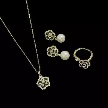 Светлое роскошное высококачественное черное ожерелье из трех частей с камелией, серьги, кольцо, нишевое дизайнерское ожерелье для женщин