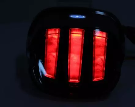Светодиодная задняя полоса для мотоцикла Harley-davidson, аксессуары для задних фонарей Sportster XL883 XL1200 Softail Touring Road Tail Lamp чёрный