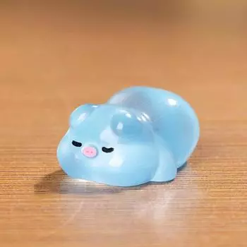 Светящаяся миниатюрная фигурка маленькой свиньи, украшение из смолы, светящаяся в темноте, мини-свинка, мох, микропейзаж, волшебный сад, украшение для дома зелёный