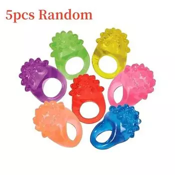 Светящиеся кольца светодиодный красочный свет клубничное кольцо светящиеся кольца вечерние сувениры светящиеся игрушки светятся в темноте светящиеся товары для вечеринок 5pcs Random