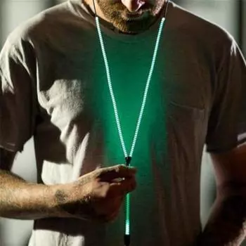 Светящиеся в темноте наушники 3,5 мм, светящиеся вкладыши, металлическая молния, светящаяся гарнитура, светящийся свет, стерео Хан розовый