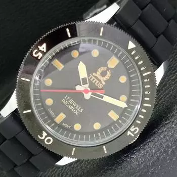 SWISS 40MM TITUS MENS REFURBISHED TURNABLE BEZEL BLACK DIAL WATCH a430734-2 R104-a430734