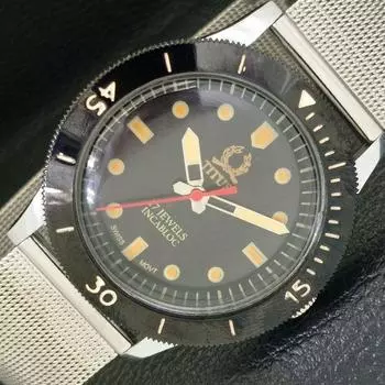 SWISS 40MM TITUS MENS REFURBISHED TURNABLE BEZEL BLACK DIAL WATCH a430792-2 R104-a430792