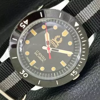 SWISS MENS REFURBISHED 40MM TITUS TURNABLE BEZEL BLACK DIAL WATCH a430756-2 R104-a430756