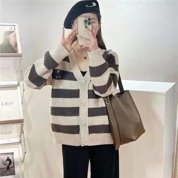 Свитер кардиган женский осенний наряд новый стиль вестерн уменьшающий возраст свободный вязаный свитер полосатый топ куртка one size чёрный