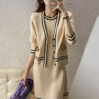 Свитер женский комплект пальто свитер из двух частей женский осень 2022 г. свитер с v-образным вырезом повседневный костюм с длинными рукавами вязаный женский свитер