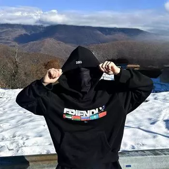 Свободная и универсальная толстовка с капюшоном для мужчин и женщин в европейском и американском стиле Y2K с буквенным принтом M чёрный