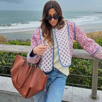 Свободное пальто с цветочным принтом, женская короткая куртка с длинным рукавом, повседневная теплая удобная двусторонняя верхняя одежда «два в одном», цветная верхняя одежда на осень-зиму S розовый