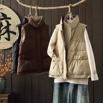Свободный литературный и художественный теплый пуховик без рукавов жилет 2024 зимняя одежда контрастного цвета дисковая пряжка белый утиный пух легкий жилет жилет One size fits all (95-70 kg) хаки