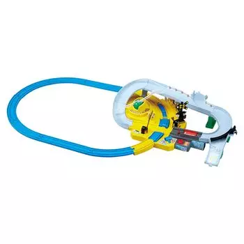TAKARA TOMY Плейсет Plarail с круговым железнодорожным переездом и игрушечным поездом для детей от 3 лет и старше. Давайте Tomica!