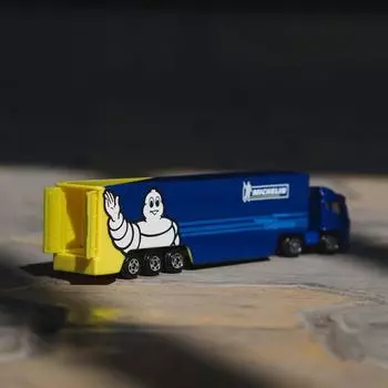 Takara Tomy Tomica Michelin Motorsport Transporter Мини-игрушка для машинки Возраст № 135 3+