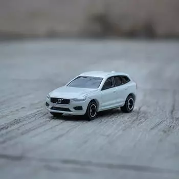 Takara Tomy Tomica Volvo XC60 Мини-игрушка для машинки Возраст № 22 (коробка) 3+