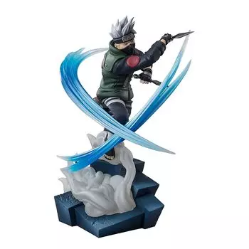 TAMASHII NATIONS Figuarts ZERO Naruto Shippuden [Super Fierce Battle] Какаши Хатаке - Столкновение с бывшим другом - Примерно 200 мм Сделано из