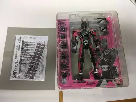 TAMASHII NATIONS Kamen Rider Decade SHFiguarts
