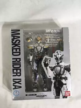 TAMASHII NATIONS Kamen Rider Ixa S.H.Figuarts