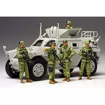 Tamiya 135 Военная миниатюрная серия «Наземные силы самообороны Ирака» Набор для отправки личного состава