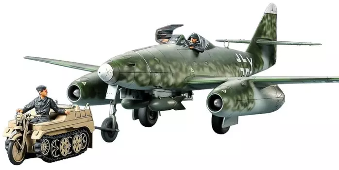 TAMIYA 148 Scale Limited Messerschmitt Me262 A-2a Kettenkrad Towing Set Plastic Model 25215